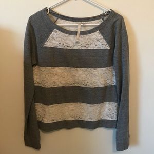 Gray crew neck sweatshirt with lace detail